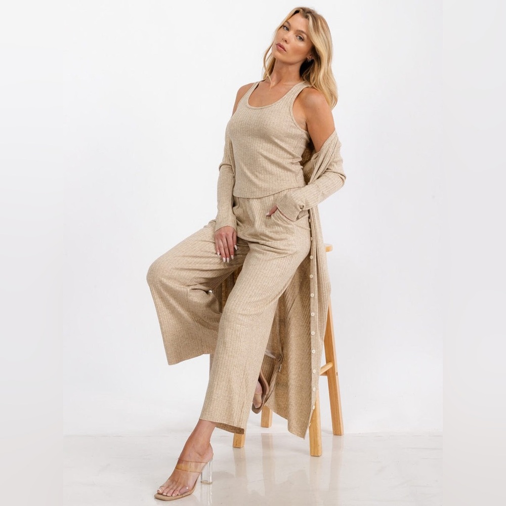 SALE! 027. WOMEN'S LONG SLEEVE BUTTON UP RIBBED CARDIGAN - OATMEAL